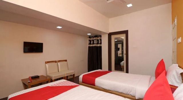 OYO18966 Relax Inn