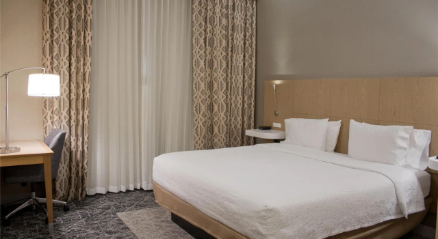 Номер Standard Hampton Inn & Suites Denver-Speer Boulevard
