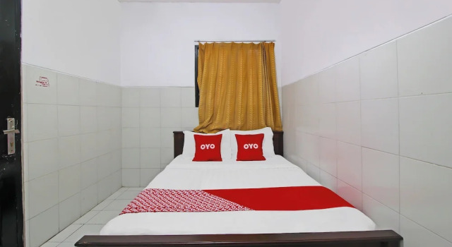 OYO 92533 Harjuna Guest House