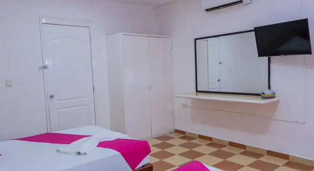 Четырёхместный номер Standard OYO Hotel Marías,Aeropuerto Internacional de Chetumal