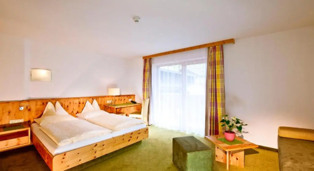 Двухместный номер Superior с балконом Hotel Mathiesn