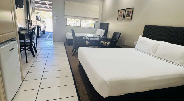 Трёхместный номер Deluxe Best Western Bungil Creek Motel