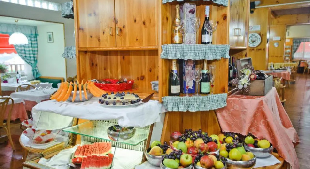 Четырёхместный номер Standard Magnola Palace Hotel