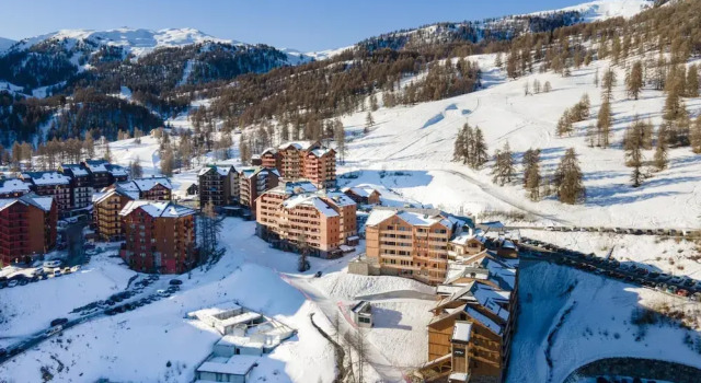 Апартаменты Apartment in France With Ski-in/ski-out Access