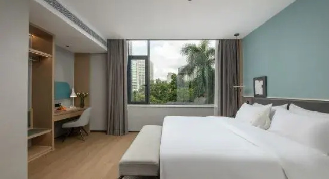 Люкс Country Inn & Suites by Radisson(Guangzhou Huashi Subway Station)
