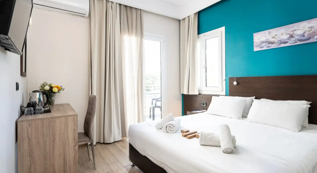 Двухместный номер Standard с балконом Sonia Hotel & Suites