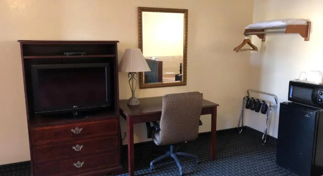 Номер Standard Jamestown Railtown Motel