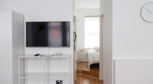 Modern & Clean Apartment Soho & Carnaby