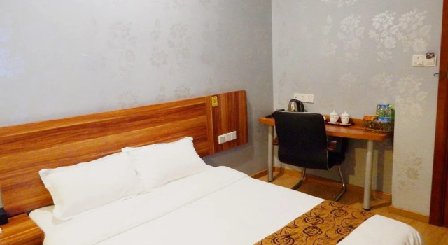 Guangzhou Mingzhongke Hotel, Boek Hotel Hotels in Guangdong met parkeren, Parkeren