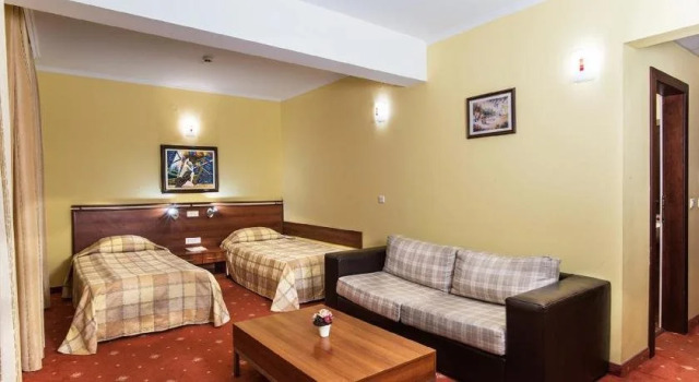 Spa Hotel Izvor, Book Ferieresort Hoteller i Stara Zagora med pool, Swimmingpool