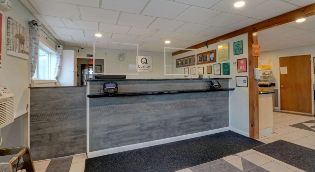 Quality Inn & Suites Lincoln I-93