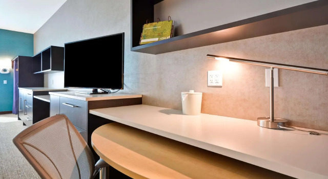 Двухместный люкс Home2 Suites By Hilton Livermore