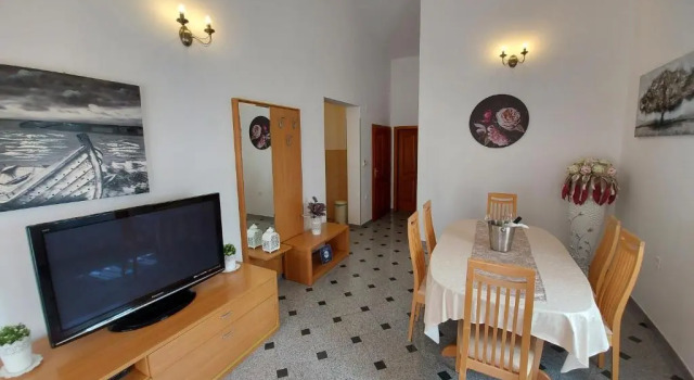 Apartments Palić, Prenota Appartamento Hotel a Isole Quarnerine con parcheggio, Parcheggio