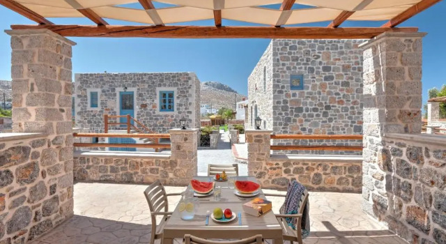 Коттедж Grand Pserimos Villas