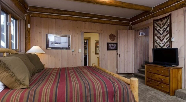 Ponderosa Lodge