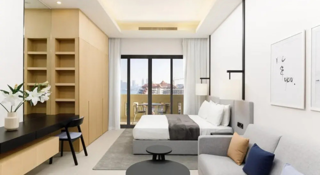 5 Resort Stay on Palm Jumeirah w Sea View