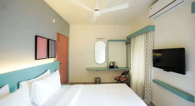 Sreenivas Lodge by Copperfolia