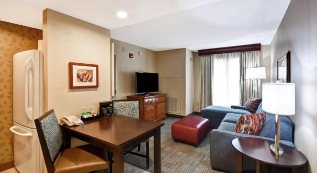 Четырёхместный люкс Homewood Suites by Hilton Lancaster