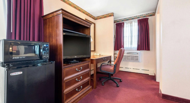 Двухместный номер Standard Quality Inn Breeze Manor