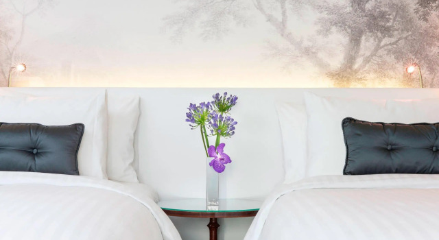 Двухместный номер Prestige Renaissance Paris Nobel Tour Eiffel Hotel