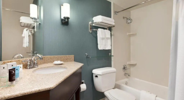 Полулюкс Crowne Plaza Crystal City-Washington, D.C. by IHG