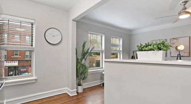 Lovely 1BR in Evanston -Elmwood 105, Забронировать Отель Отели Иллинойс 3 звезды, 3*
