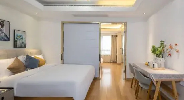 Семейный люкс Jubeile Homestay (Anshan Xincun Subway Station Branch)