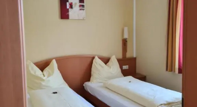 Hotel Stocker, Book Hotel Krieglach Joglland-Waldheimat