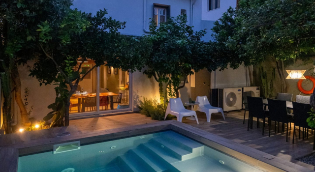 Коттедж Kalamata Mediterranean Suites & Villas