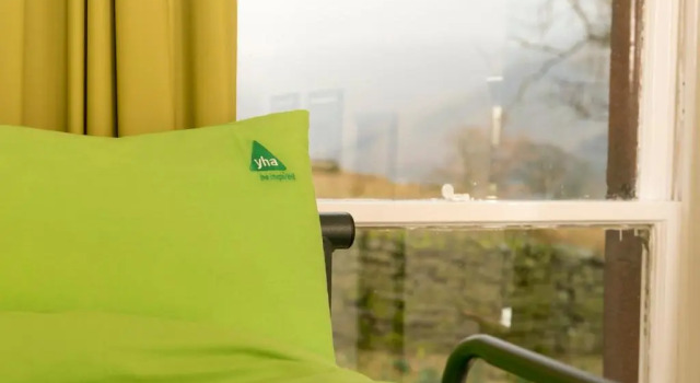Кровать в общем номере YHA Buttermere