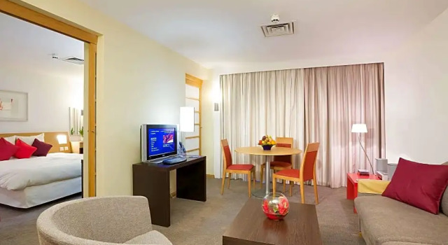 Двухместный полулюкс Novotel London Heathrow Airport M4 Jct. 4