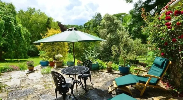 Sixpenny Cottage, Varaa Lomakoti Mökit kohteessa Merseyside, Mökki