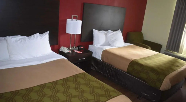Четырёхместный номер Standard SureStay Hotel by Best Western Brunswick