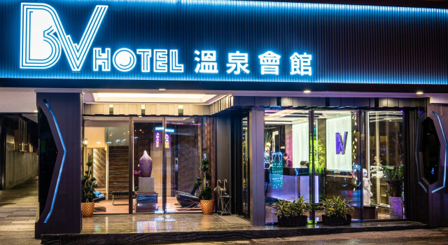Six Fukun Hotel