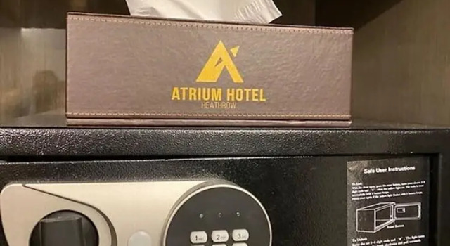 Двухместный номер Standard c 1 комнатой Atrium Hotel Heathrow