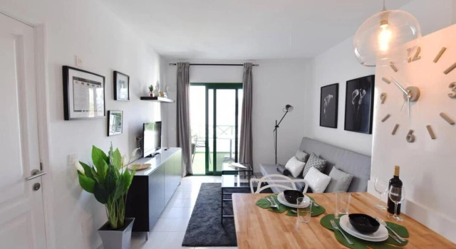 Holyhome Apartment 305, Забронировать Апартаменты/квартира Отели Канарских островов с бассейном, Бассейн