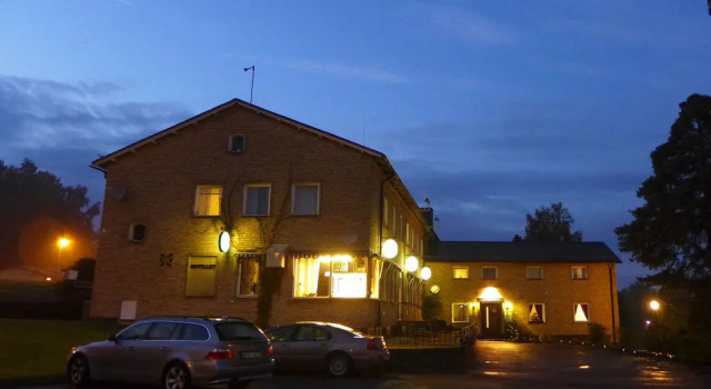 Grums Old House, Book Hotel  
