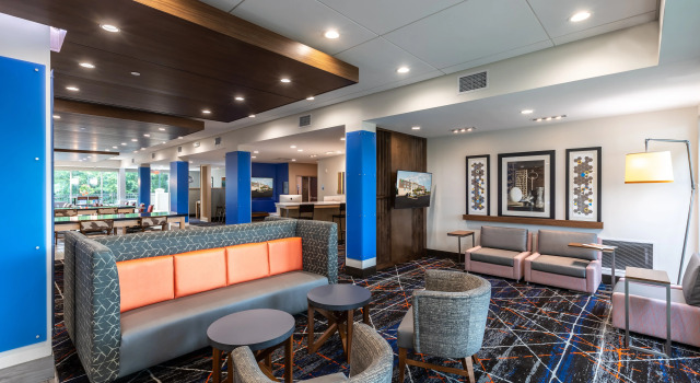 Holiday Inn Express & Suites Greenville S - Piedmont, an IHG Hotel, Prenota Hotel Piedmont 