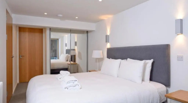 Destiny Scotland - Broughton St Lofts, Забронировать Отель Отели Эдинбурга 4 звезды, рядом с Church of St Andrew &amp; St George, 4*