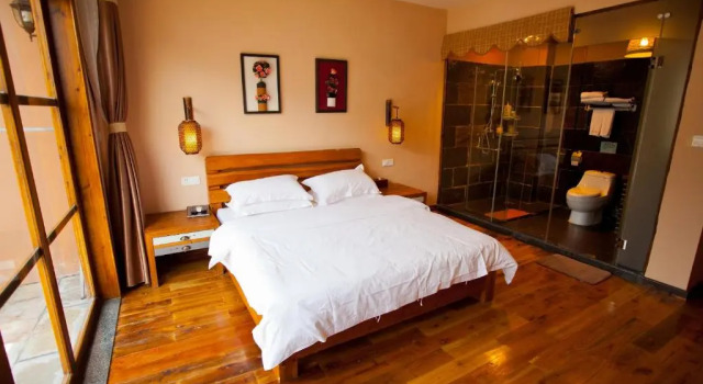 Двухместный номер Standard с балконом YangShuo Coco Garden Villa-Western food&English Guide