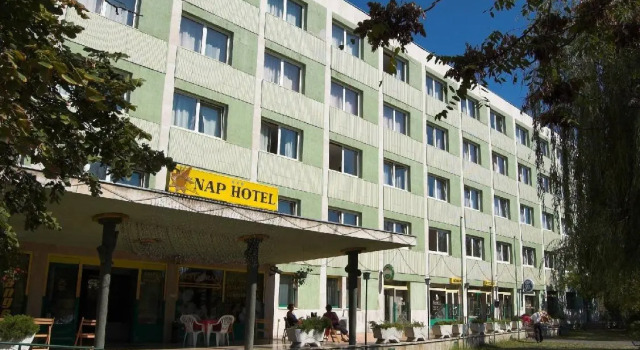 Nap Hotel