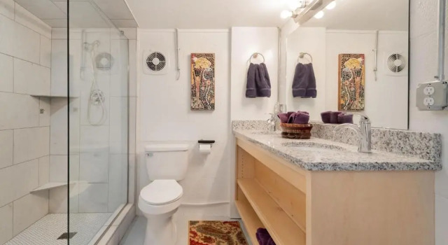 Бунгало NEW LISTING Completely Renovated Laid Back Casual Beach Bungalow