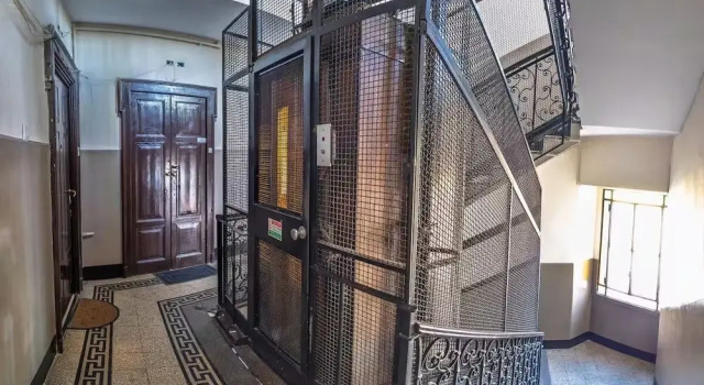 [Modern] 2BR/2BA • Metro Access • 12min Duomo, Book Hotel Hotels in Milan with Parking, near Pasteur, Parking