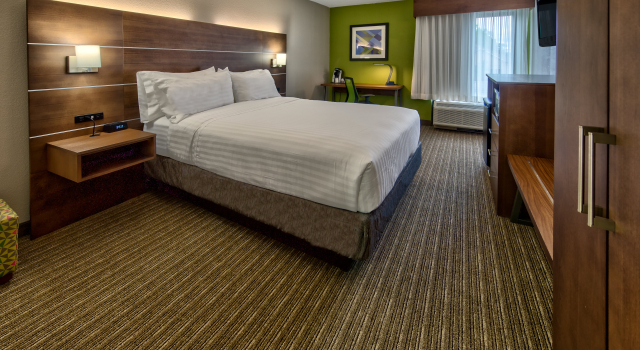 Holiday Inn Express Memphis Medical Center Midtown by IHG