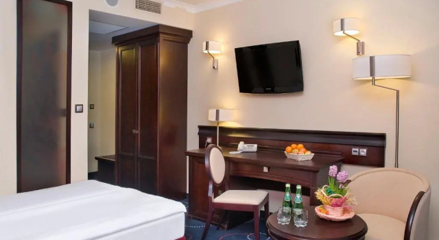 Einzel Zimmer Hotel Admirał