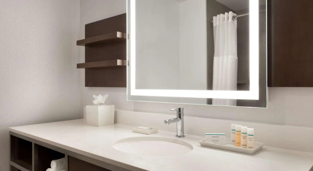 Четырёхместный номер Standard Hilton Garden Inn Lompoc, Ca
