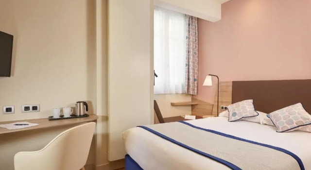 Номер Comfort Hôtel de Sévigné