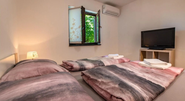 Nice Home in Stifanici With Wifi and 1 Bedrooms