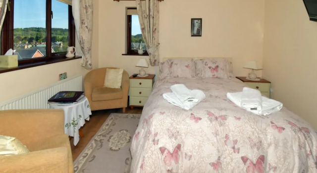 Erris Villa, Book Villa Builth Wells Powys
