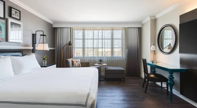 Номер Standard The Lindy Renaissance Charleston Hotel